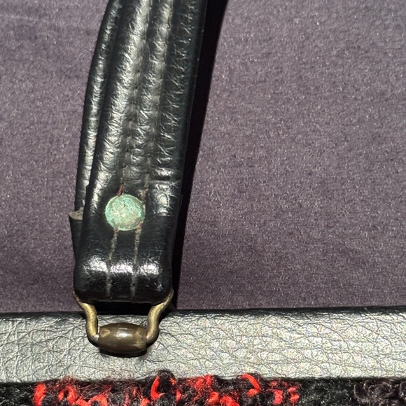 Vintage carpet bag Elegant Black and Red Women's Handbag - Picture 4 of 10